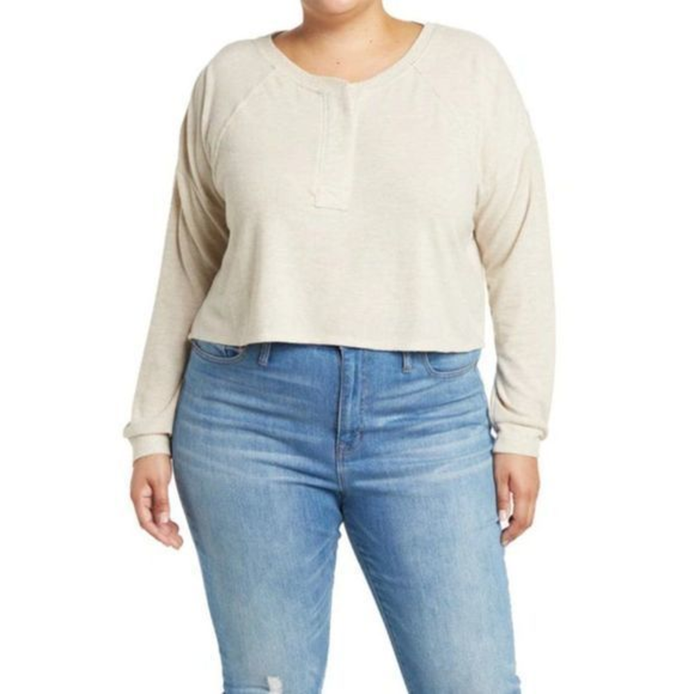 NWOT BP Long Sleeve Crop Henley in Beige Oatmeal Light‎ Heather (4X)